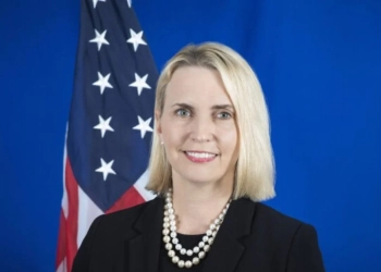 Shërbeu gjatë viteve të luftës, dorëhiqet ambasadorja e SHBA-së në Ukrainë