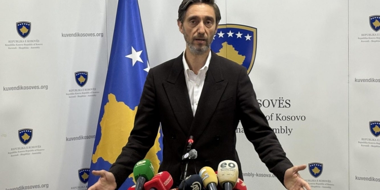 Ismaili: Na duhet një qeveri që do të ketë ndikim