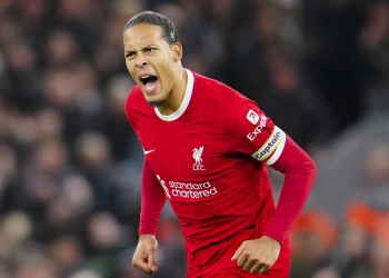 Zyrtare: Van Dijk vazhdon me Liverpoolin