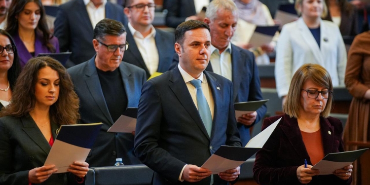 Abdixhiku: Perdet sot ranë, numrat u panë, me to dhe arsyet e bllokimit institucional deri tash