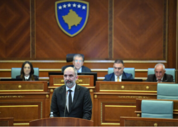 Abrashi kritikon presidenten Osmani: Nuk dha zgjidhje për problemin që ia adresoi kryesuesi