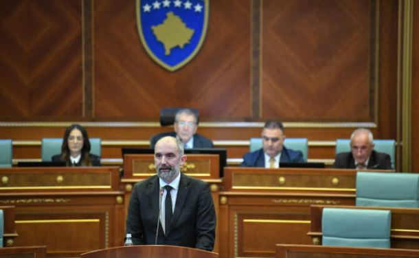 Abrashi kritikon presidenten Osmani: Nuk dha zgjidhje për problemin që ia adresoi kryesuesi
