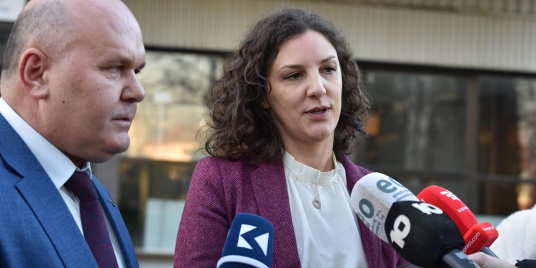 Rizvanolli hesht për shkarkimin e kryeshefit të KOSTT-it