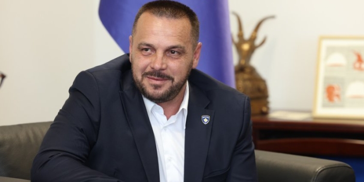 Flet ​Maqedonci: Patjetër që i kemi numrat, opozita po e sheh rrezikun e partisë fituese