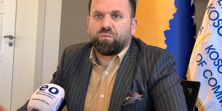 Rukiqi i reagon Muratit që nënshkroi vendim si ministër: Këta nuk respektojnë as demokraci, as ligj, as Kushtetutë