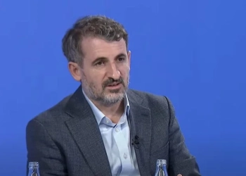 Miftaraj i reagon Maqedoncit: Mos rreni dhe mashtroni në emër të shteteve të BE-së apo NATO-s
