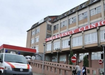 Foshnjat e sapolindura në QKUK rrezikojnë të mbesin pa qumësht artificial – dështojnë procedurat e prokurimit