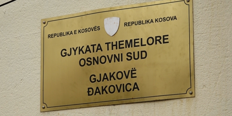 Dy serbët e arrestuar në Gjakovë, çfarë i thanë Gjykatës për punët që bëjnë në Serbi