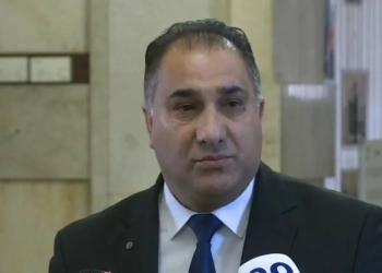 Kinolli thotë se do ta votojë qeverinë e re më 15 prill: Besoj që shumica e minoritarëve do të bëhen bashkë për këtë