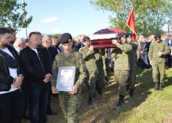 Me nderime të larta u varros ish-veterani i luftës “Komandant Ftyra”