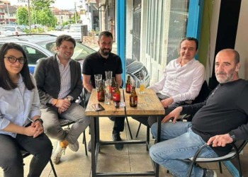 Dikur pinte birrën “Crudo” të Devollve, sot partia e tij bëri thirrje për bojkot të produkteve të kësaj kompanie