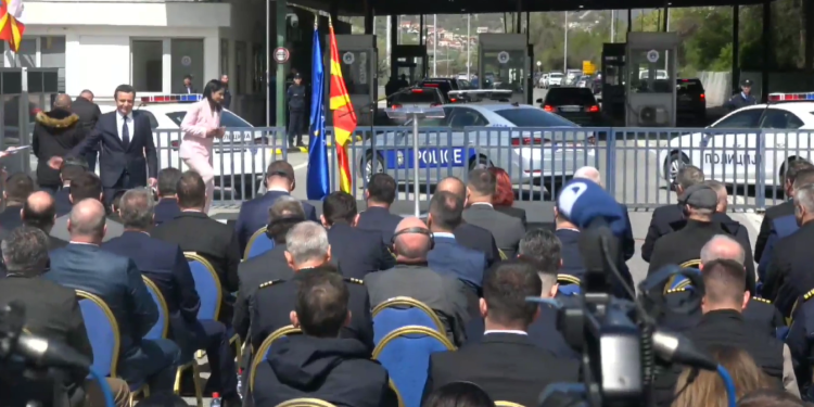 Kosova dhe Maqedonia e Veriut me pikëkalim të përbashkët kufitar – Kurti dhe Mickoski përurojnë “One Stop Shop” në Bllacë