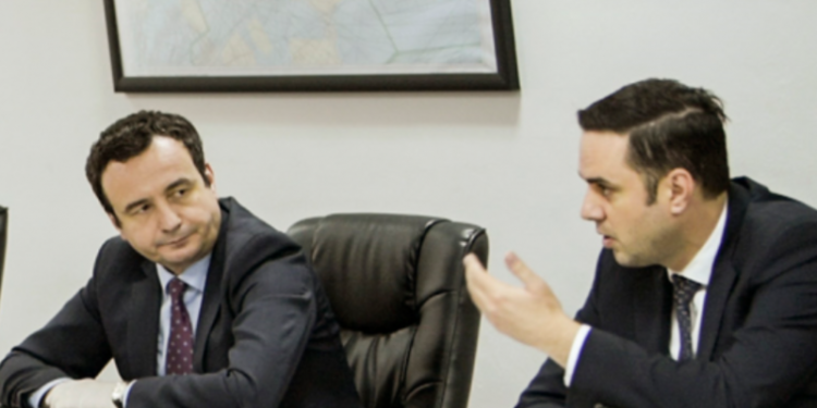 Abdixhiku refuzon Kurtin – “Mes ‘hajvanatit’, nuk e gjejmë veten as për konsultim”