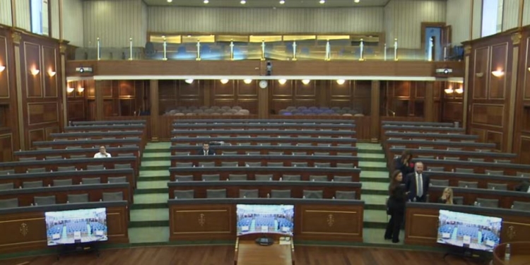 Cilët janë skenarët e seancës së Kuvendit të Kosovës?