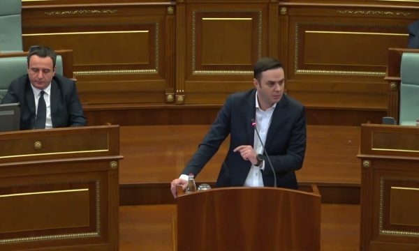 LVV nuk e ka ftuar PDK-në për konsultime, LDK në pritje të dështimit të Kurtit