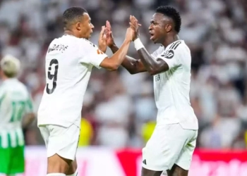 Real Madridi është gati për misionin e vështirë, e publikon formacionin startues ndaj Arsenalit