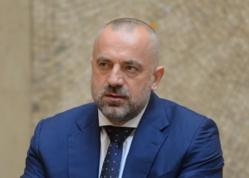 Nëna e një polici në Beograd humb jetën nga aksidenti i shkaktuar nga sigurimi i terroristit Milan Radoiçiq