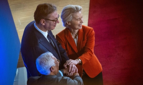 Brukseli në dijeni për njohjen e Kosovës nga Kenia, s’ka qortim eksplicit për sjelljen e Serbisë