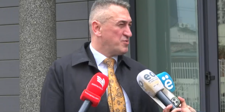 Rashiq regjistrohet si deputet: Nuk jam optimist që qeveria votohet nesër, mund të ndodh ndonjë ngërç politik