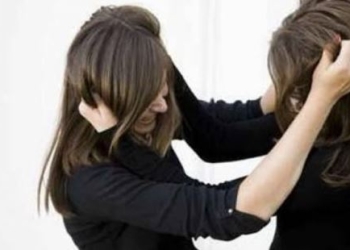 Rrahje mes dy vajzave në Skënderaj, marrin tretman mjekësor