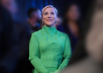 Kandiq nderohet me “Çelësin e Qytetit”, Halimi: Me dinjitet i hapi vetes dyert e zemrave të një populli