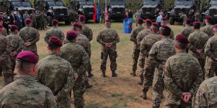 SHBA-ja planifikon të tërheqë rreth 600 trupa nga Siria