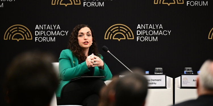 Osmani: Pres që Kina të avancojë shpejt drejt njohjes së Kosovës