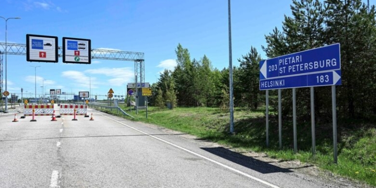 Rusia forcon bazat pranë Finlandës, ushtria finlandeze në gatishmëri të lartë