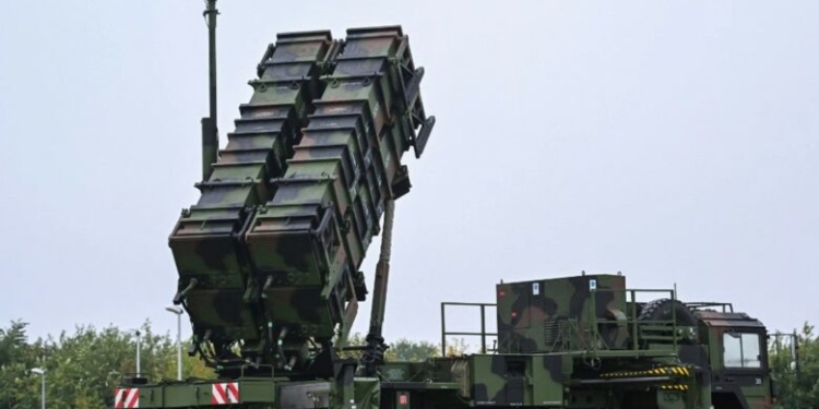 Polonia synon të blejë afro 800 raketa Patriot nga SHBA në vlerë prej 5.8 miliardë dollarë