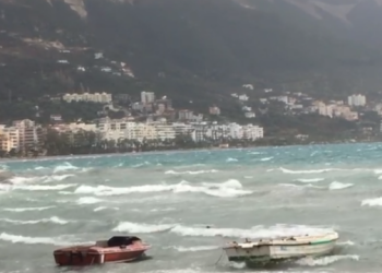 Reshje shiu dhe shtrëngata në Shqipëri
