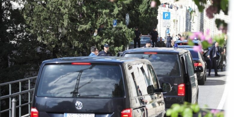 Përndiqte një 26-vjeçare, shqiptari në Dubrovnik përfundon në pranga pas tentim vrasjes