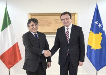 Kurti takoi Ambasadorin e ri të Italisë në Kosovë, Maurizio Antonini e uroi për detyrën e re