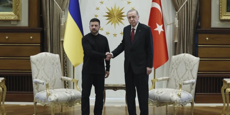 Zelensky: Erdogan njeh Krimenë si pjesë të Ukrainës