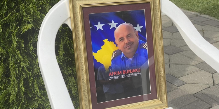 Sindikata e Policisë dënon dezinformatat e Branislav Krstiqit për heroin Afrim Bunjaku