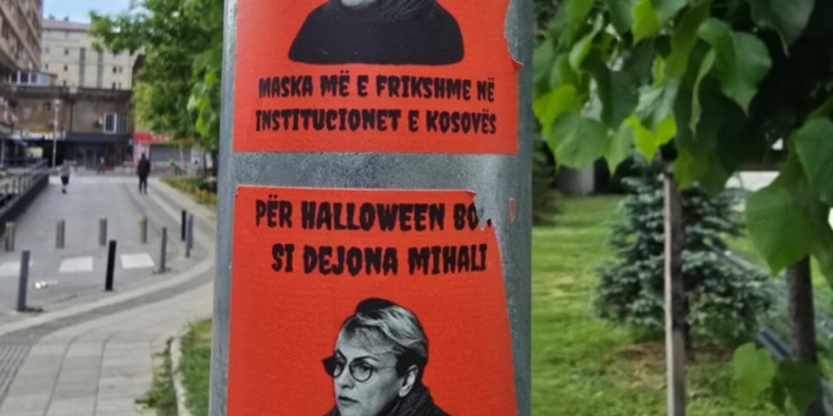 “Maska më e frikshme në institucionet e Kosovës…”, shfaqen afishe kundër zyrtares së lartë të Vetëvendosjes
