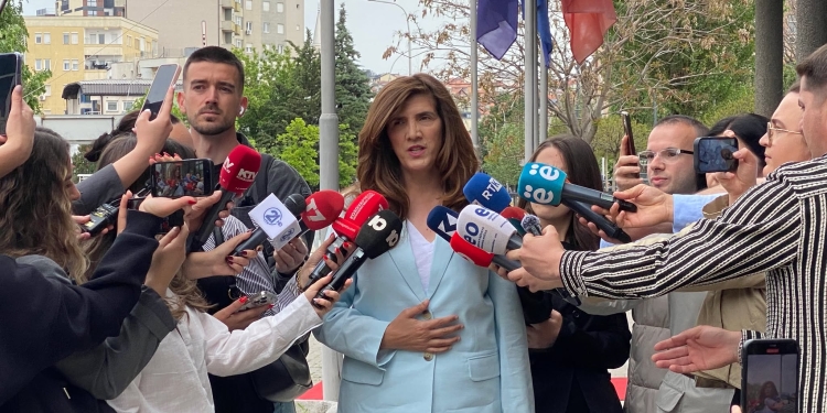 PDK s’ndryshon qëndrim, Musliu: Albulena Haxhiu po jep shembullin më të keq të gruas shqiptare