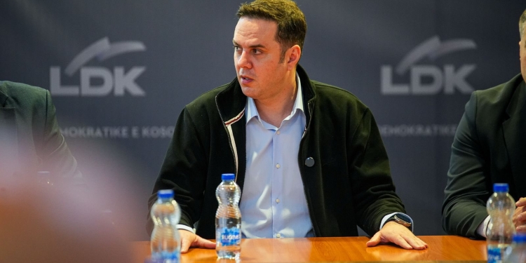 Kuqi rikthehet në LDK, Abdixhiku: Të gjithë ata që janë ndjerë të lënë anash – mos u ankoni, ejani ndihmoni
