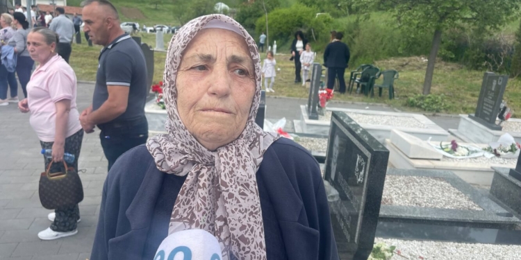 Plaka rrëfen masakrën në Studime: Ne në traktor, serbi tha qitni paret se krejtve kemi me ju mbyt!