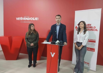Kosova mikpret Këshillin Botëror të Rinisë Socialiste, Kelmendi: Nga harresa në qendër të vëmendjes botërore