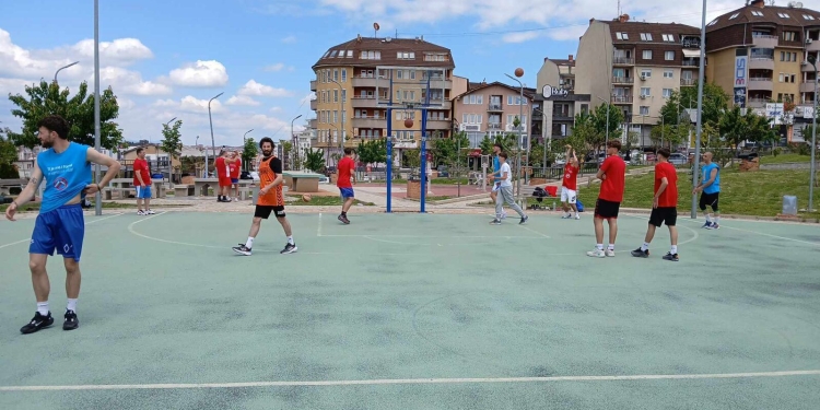 Street-ball kundër duhanit: Ministria e Shëndetësisë organizon turne simbolik