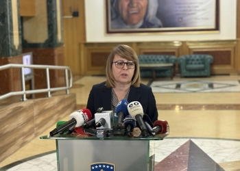 Bajrami e përsërit: Nuk kemi votë për Albulena Haxhiun