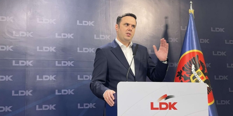 Abdixhiku për propozimin e tij: VV nuk po tregon vullnet për zgjidhje, përkundrazi, ka një qëndrim bllokues