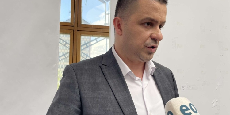 Prelvukaj nga Kryesia e PDK-së i bën thirrje VV-së: Politikë mbi bazën e negociatave dhe kompromisit, jo kryeneçësisë