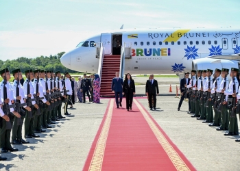 Osmani pritet me nderime mbretërore në Brunei: Një moment historik