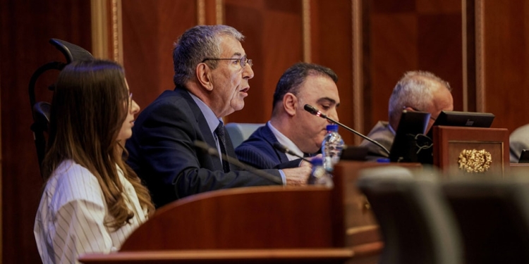 Votimi i fshehtë e ndërpret seancën – Kuvendi jep sqarime