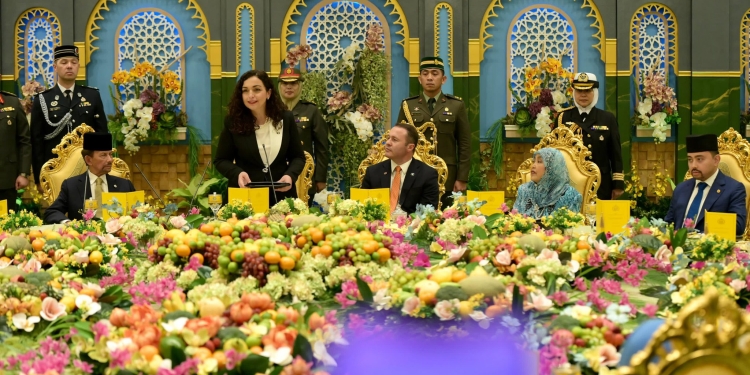 Presidentja Osmani gjatë vizitës në Brunei diskutoi mundësitë për bashkëpunim në fusha të ndryshme