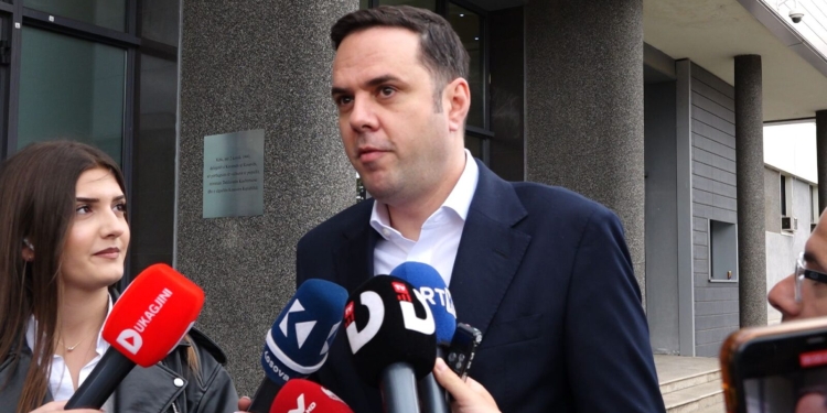 Abdixhiku: Mungesa e urgjencës është lajm i keq për Kosovën