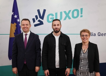 Nipi i Gani Gecit i bashkohet partisë së Donika Gërvallës