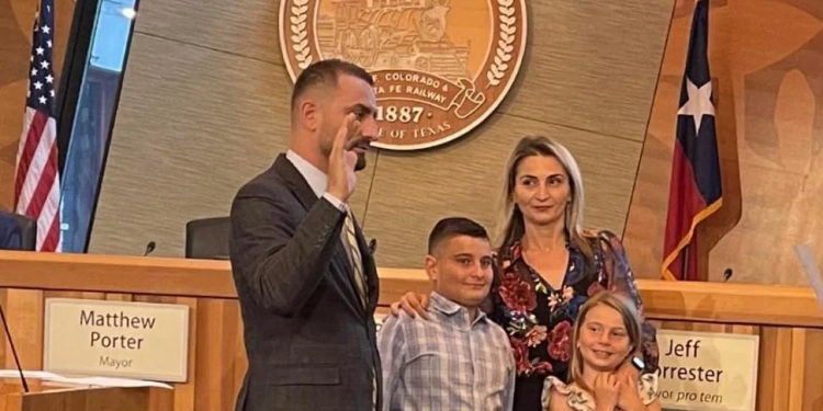 Shqiptari Gino Mulliqi zgjidhet kryetar i komunës Wylie në Texas të SHBA-së