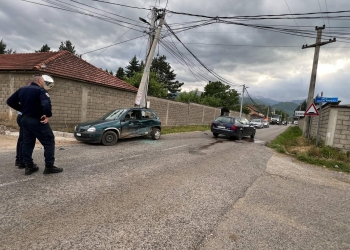Aksident në fshatin Llukë e Epërme të Deçanit, përfshihen dy vetura – dyshohet për të lënduar